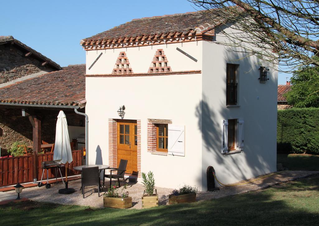 Le Pigeonnier De Lacalm Gite Saint-Gregoire  Buitenkant foto